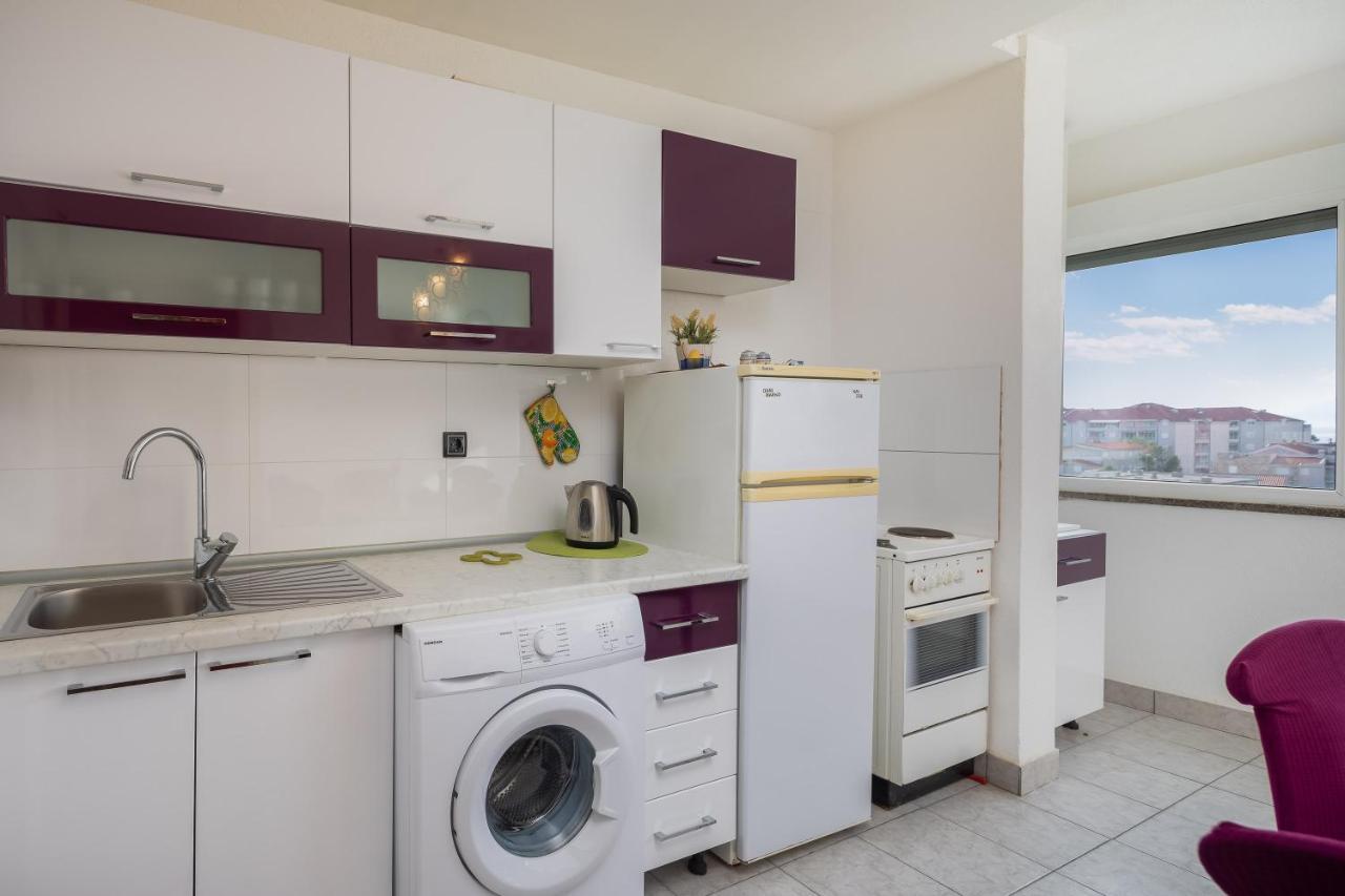 Edita - Apartment In Town Centre Makarska Extérieur photo